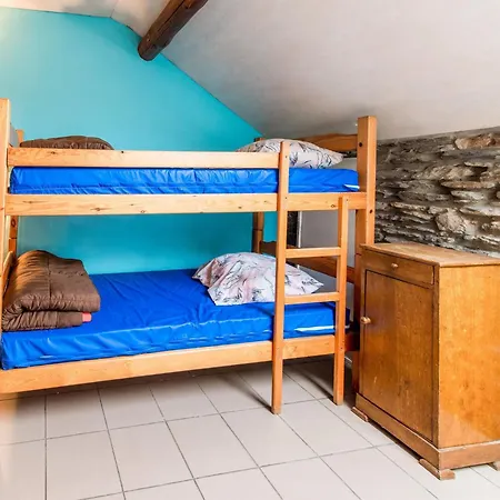 Charming In Brisy, Cleaning Included