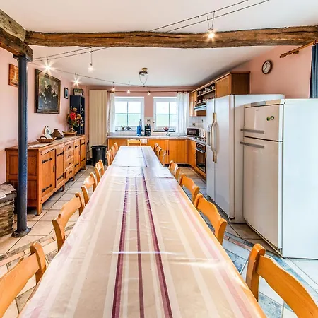 Charming In Brisy, Cleaning Included *