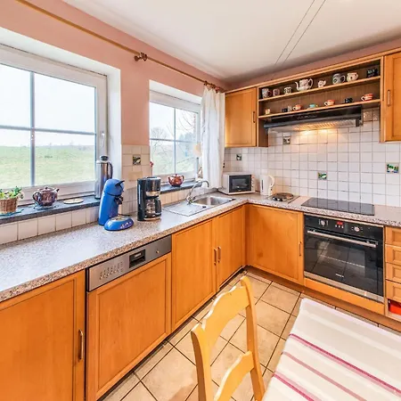 Charming In Brisy, Cleaning Included