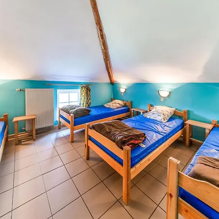 Charming In Brisy, Cleaning Included Сasa de vacaciones