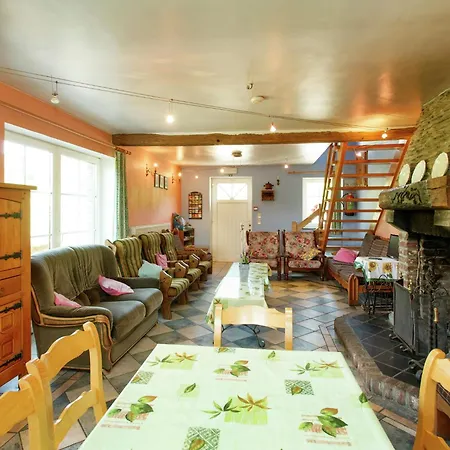 Сasa de vacaciones Charming In Brisy, Cleaning Included *