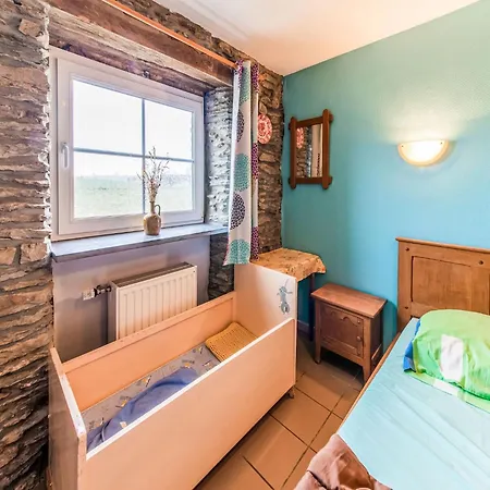 Charming In Brisy, Cleaning Included *