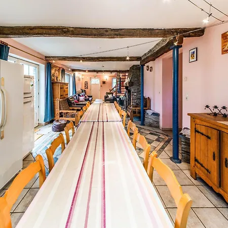 Сasa de vacaciones Charming In Brisy, Cleaning Included *